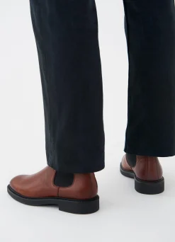ALEX M BOOTS
