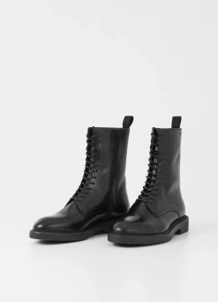 ALEX W BOOTS