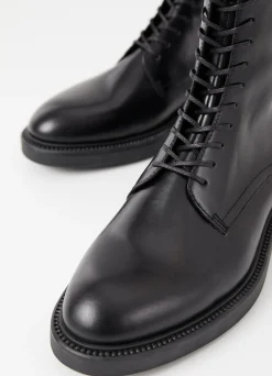 ALEX W BOOTS