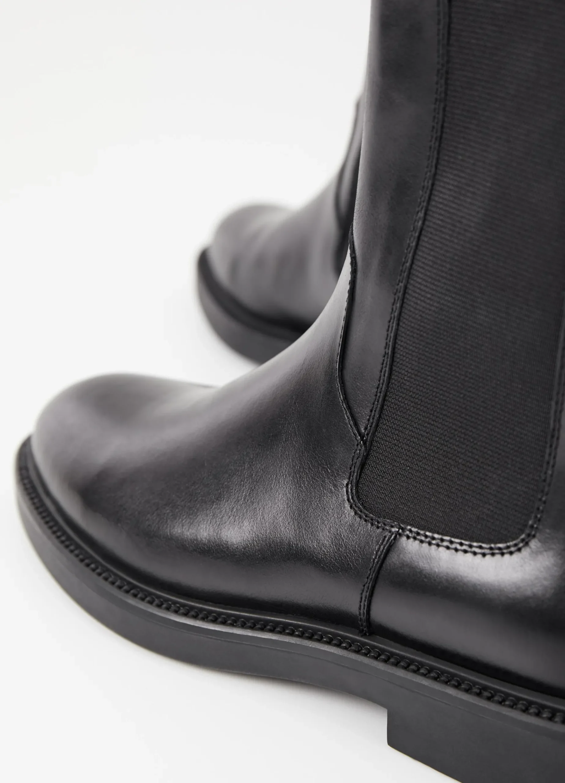 ALEX W BOOTS