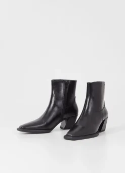 ALINA BOOTS