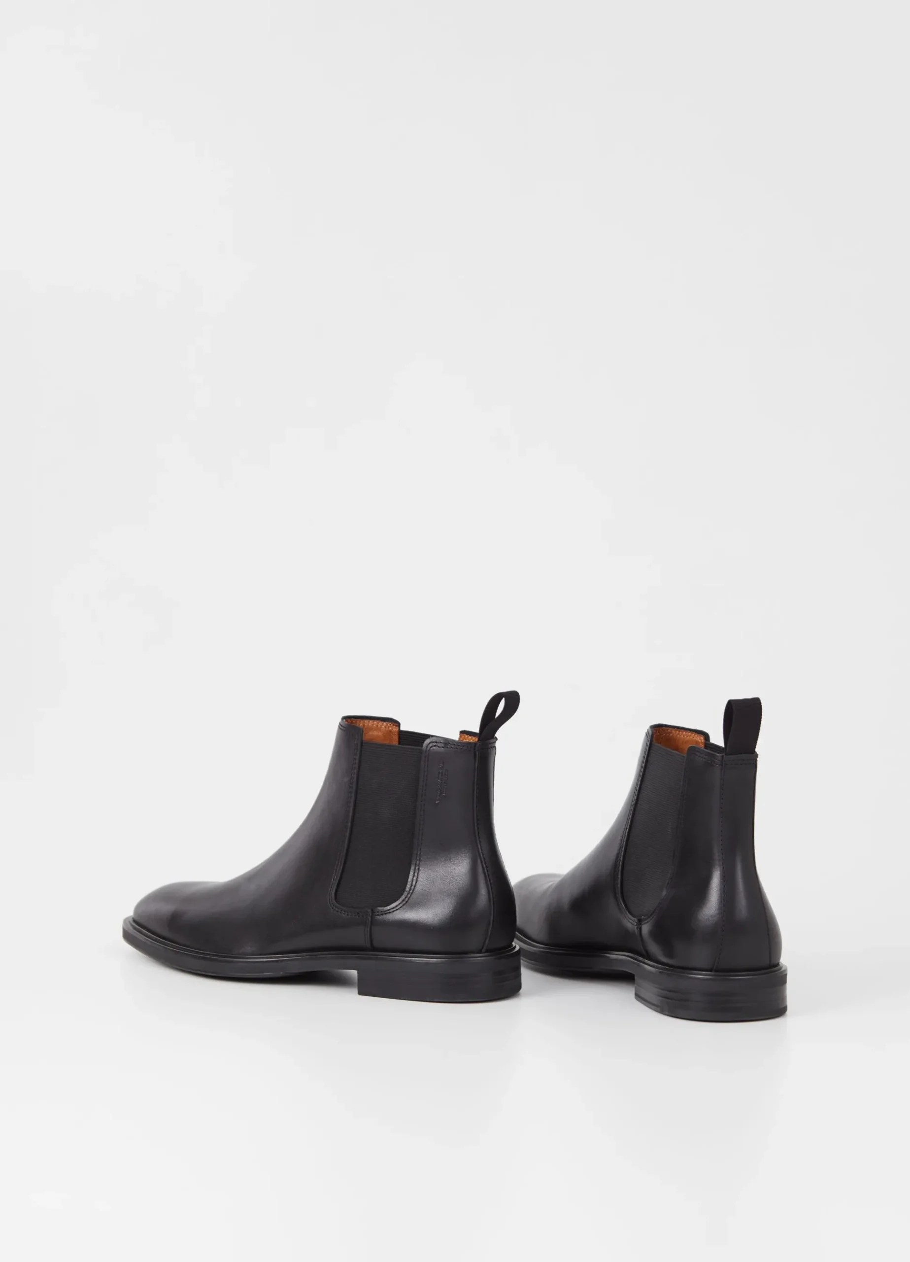 ANDREW BOOTS