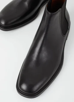 ANDREW BOOTS