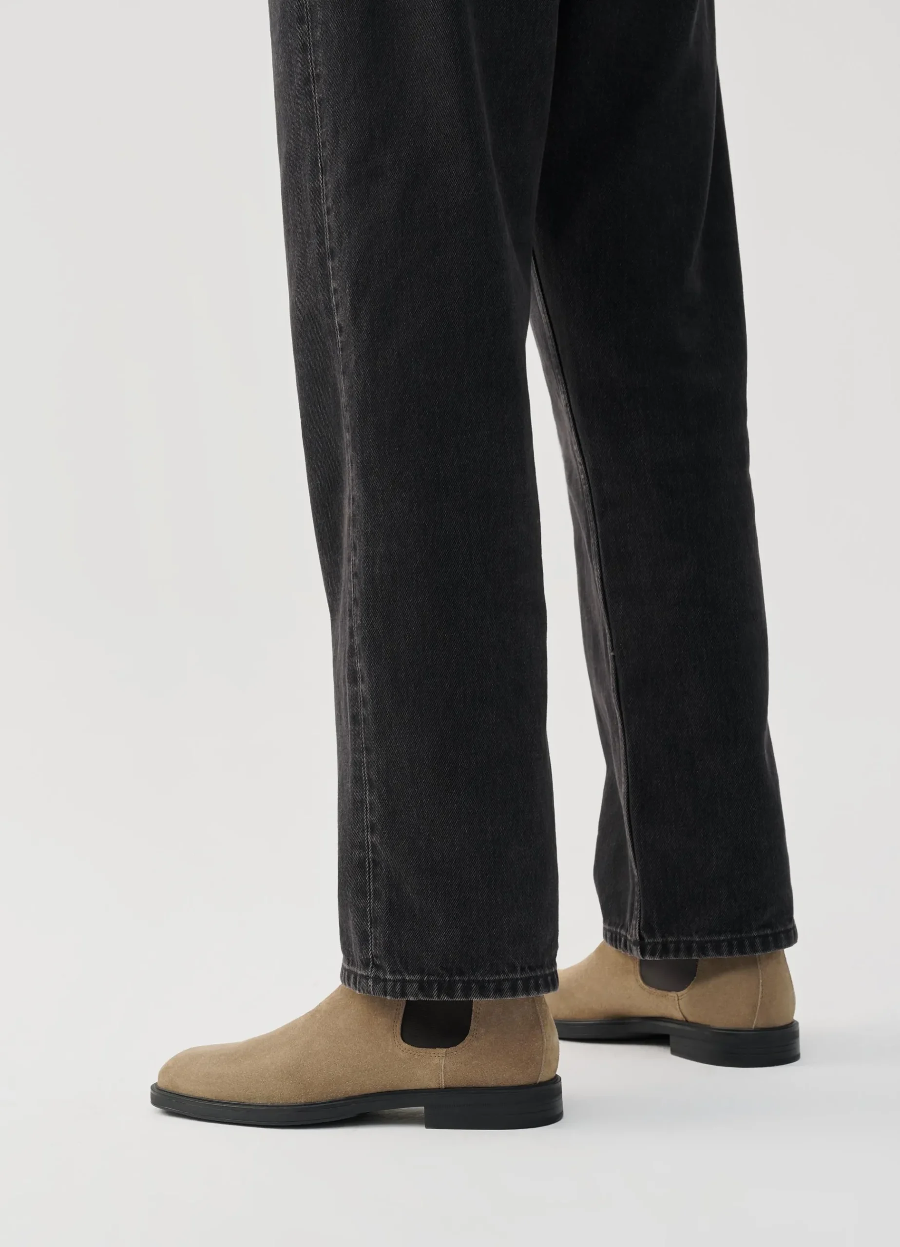 ANDREW BOOTS