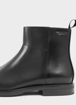 ANDREW BOOTS