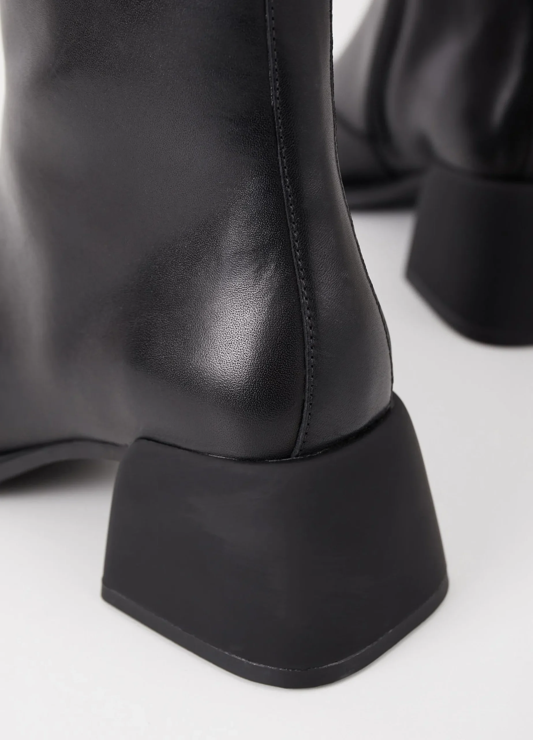 ANSIE BOOTS