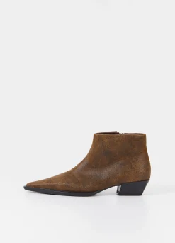 CASSIE BOOTS