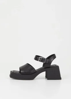 HENNIE SANDALER
