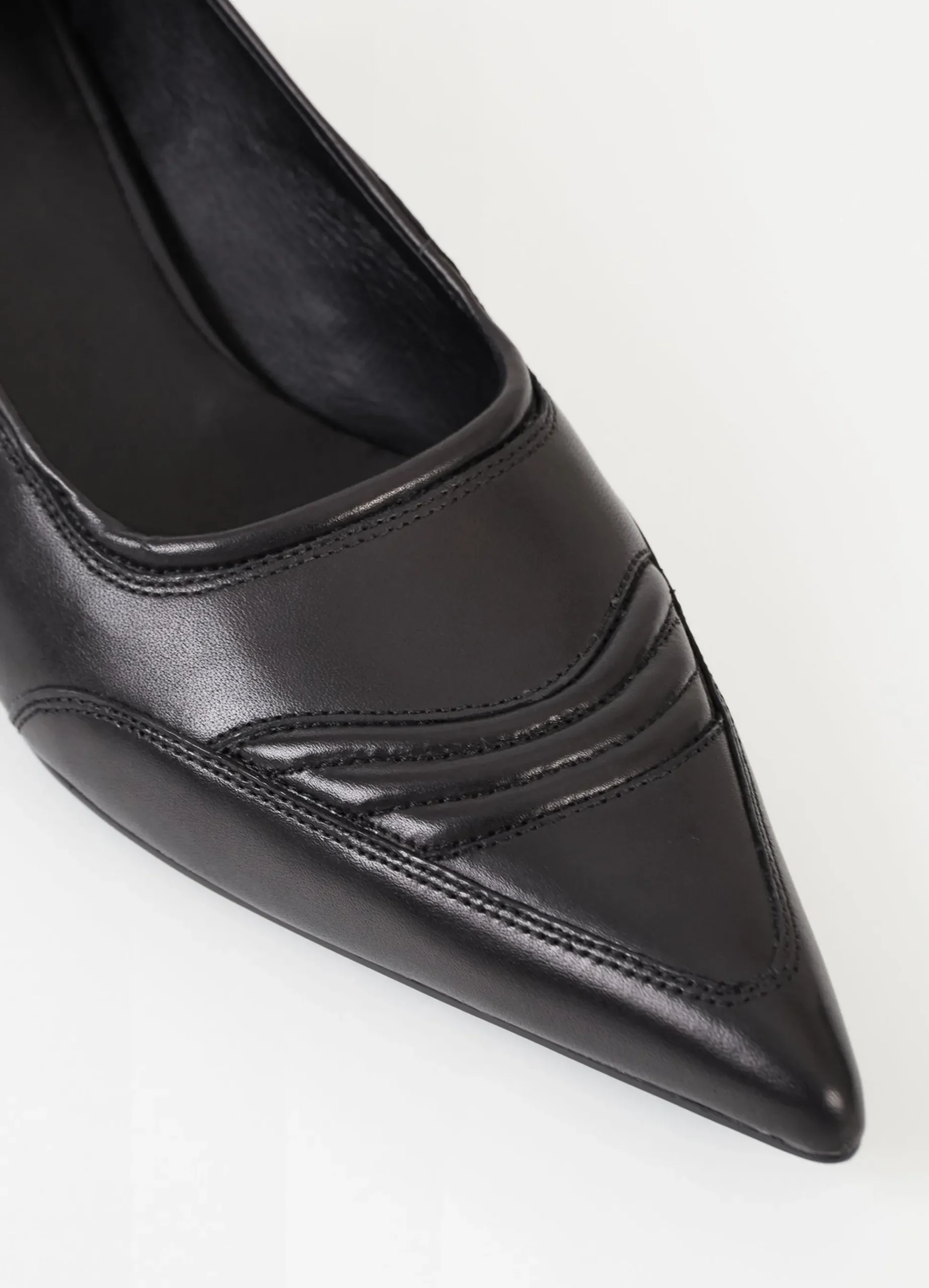 LYKKE PUMPS