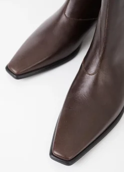 NELLA BOOTS