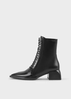 VIVIAN BOOTS