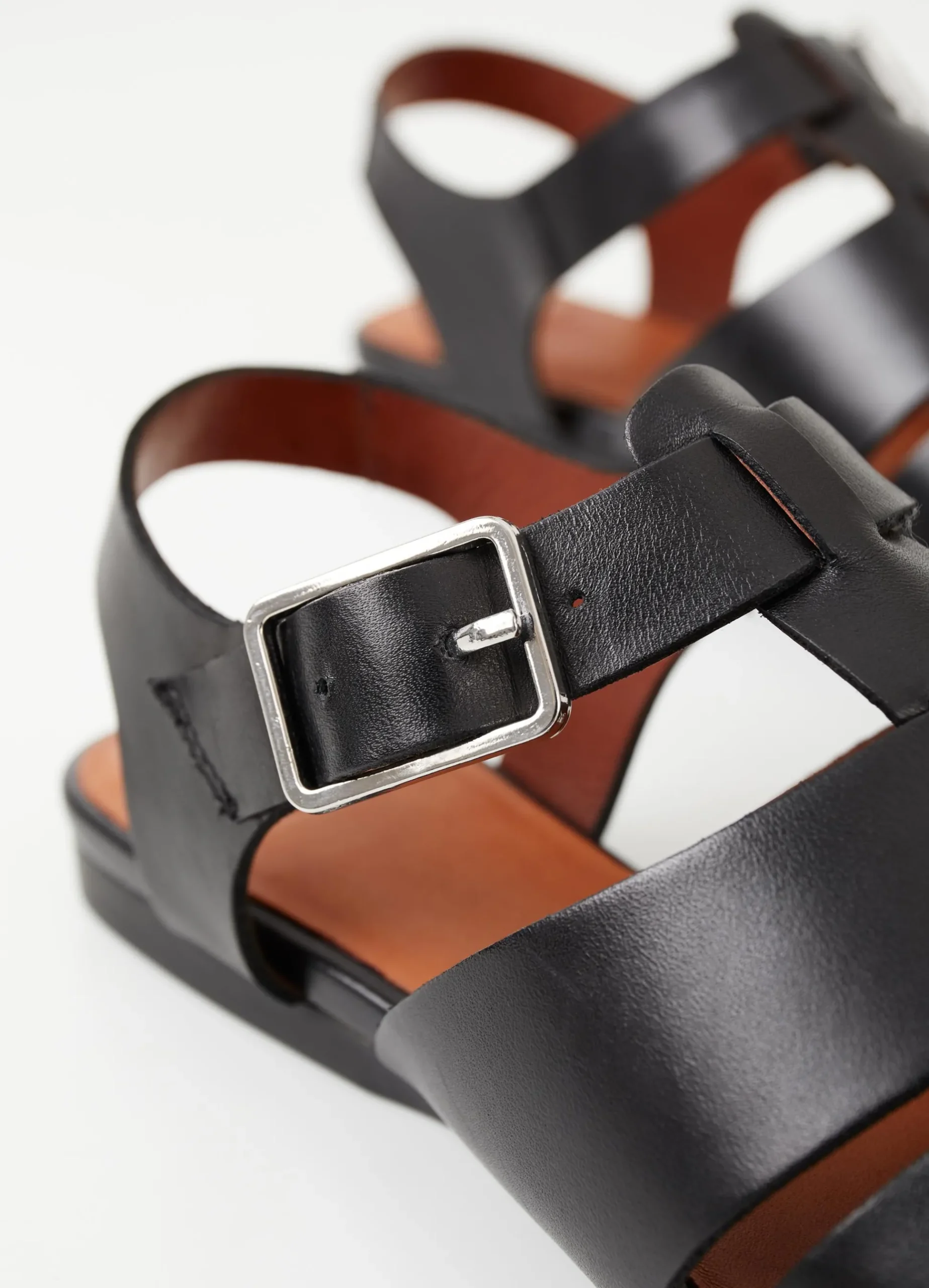 WIOLETTA SANDALER